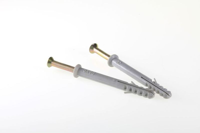 Nail screw+nylon plug