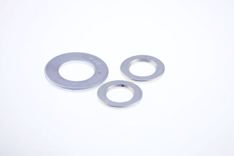 Flat washers DIN6916